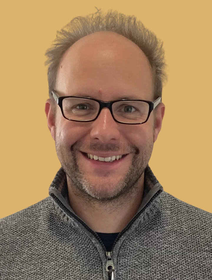 Dr. Florian Tieves